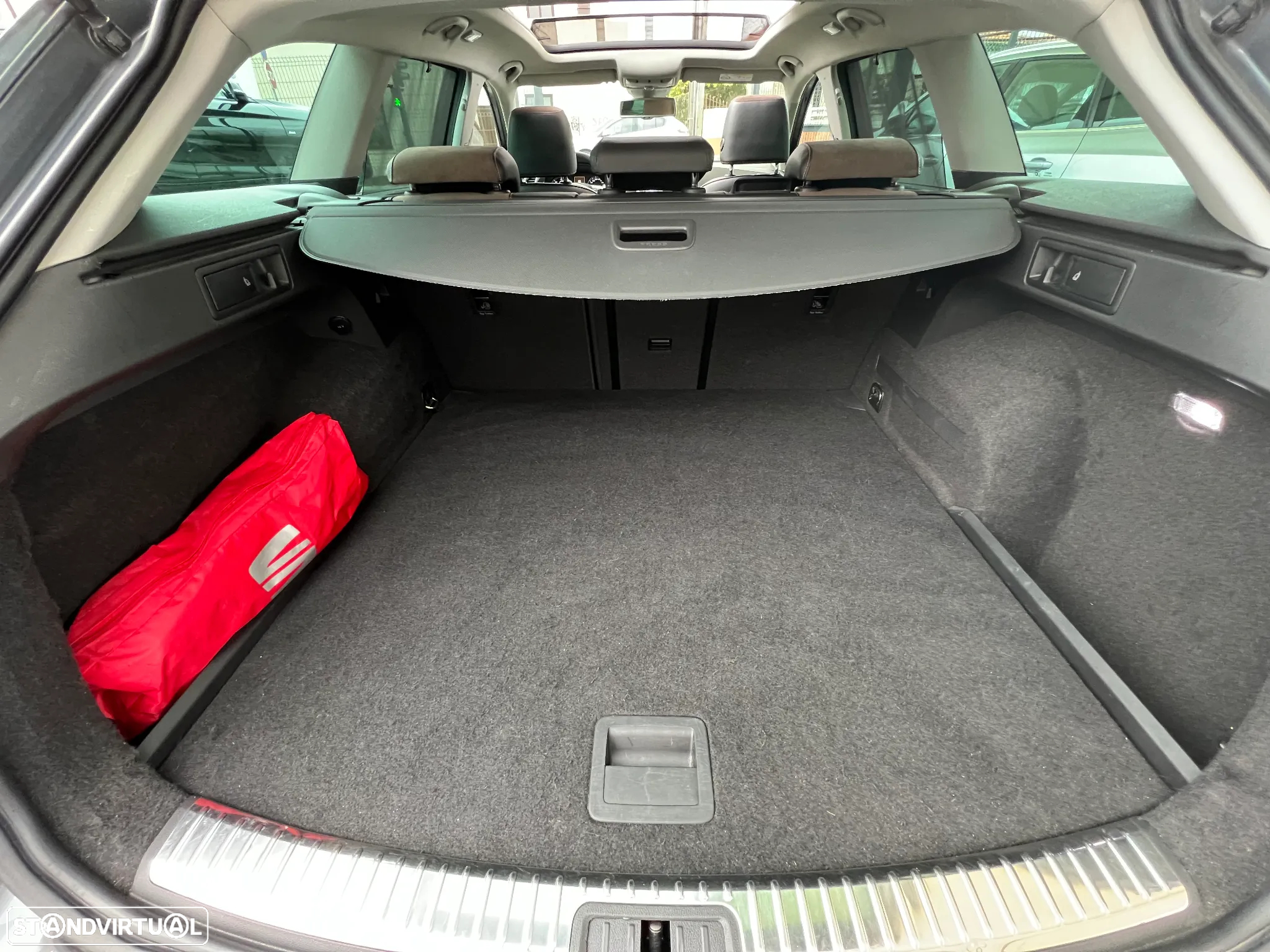 SEAT Leon X-Perience 2.0 TDi DSG 4Drive - 52
