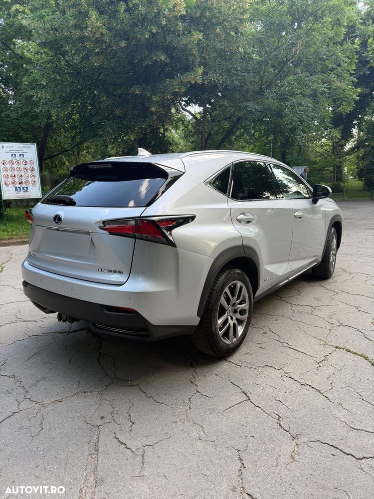 Lexus Seria NX 300h AWD Luxury - 3