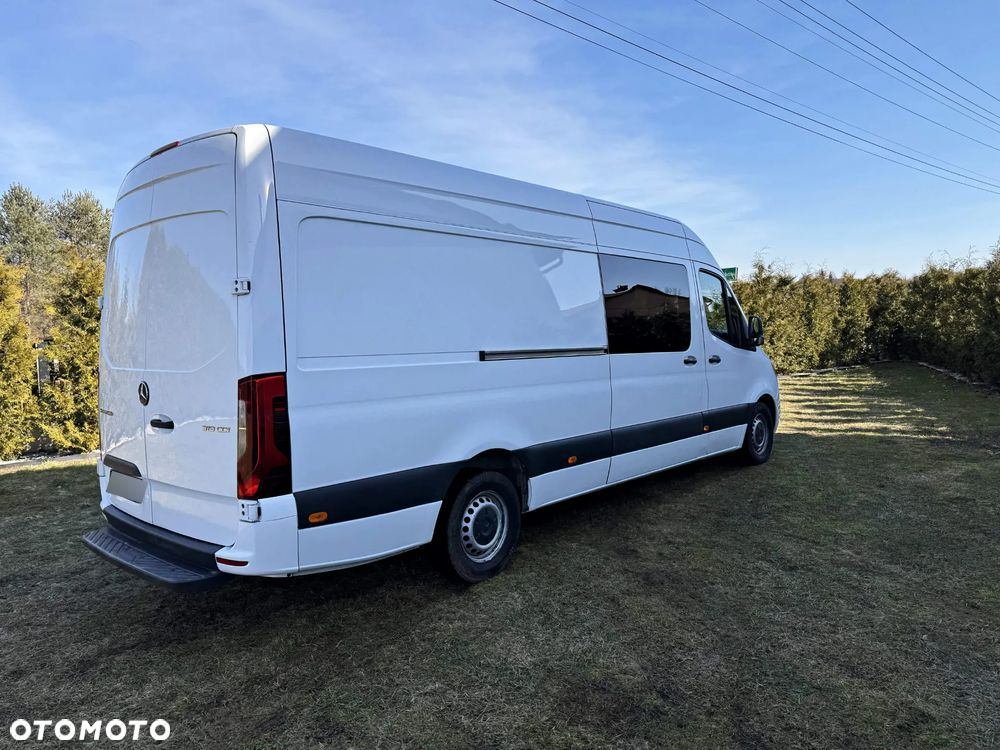 Mercedes-Benz Sprinter - 15