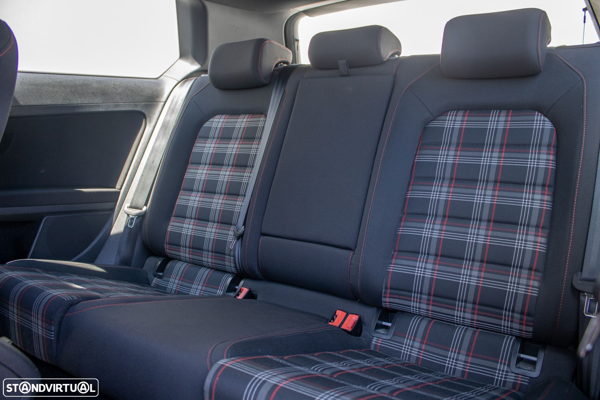 VW Golf GTI (BlueMotion ) DSG - 20