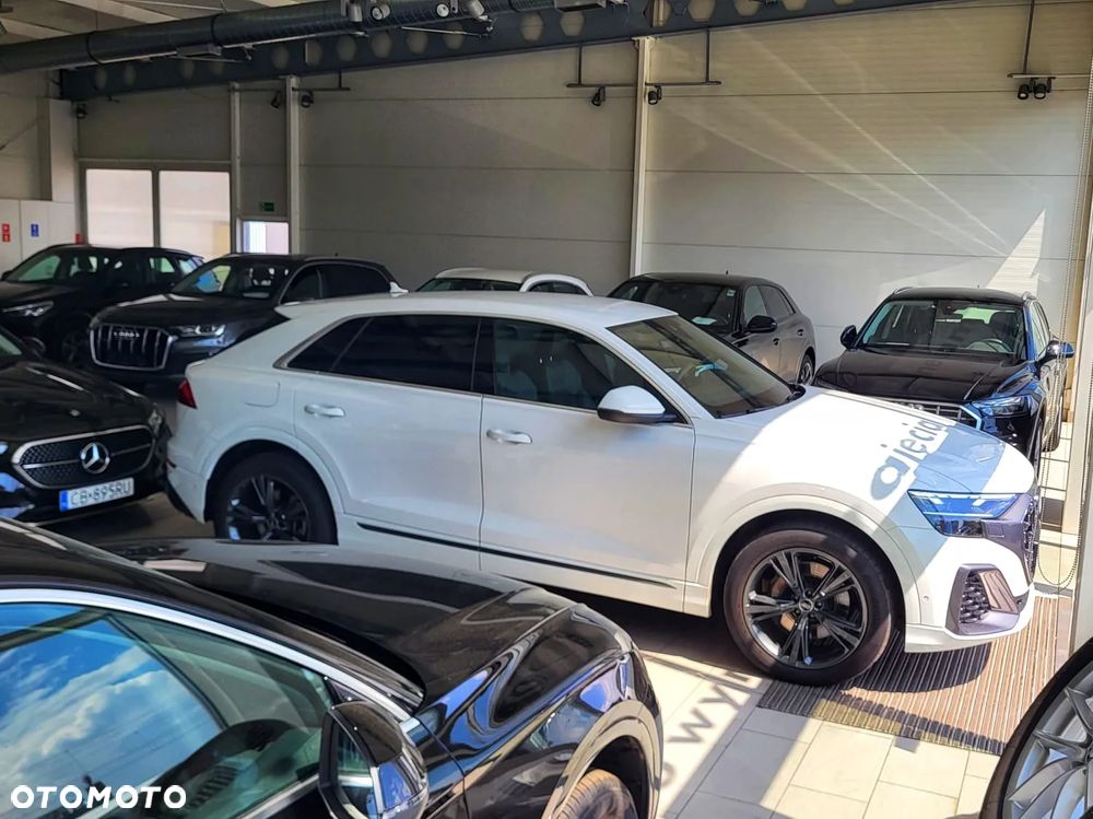 Audi Q8 - 7