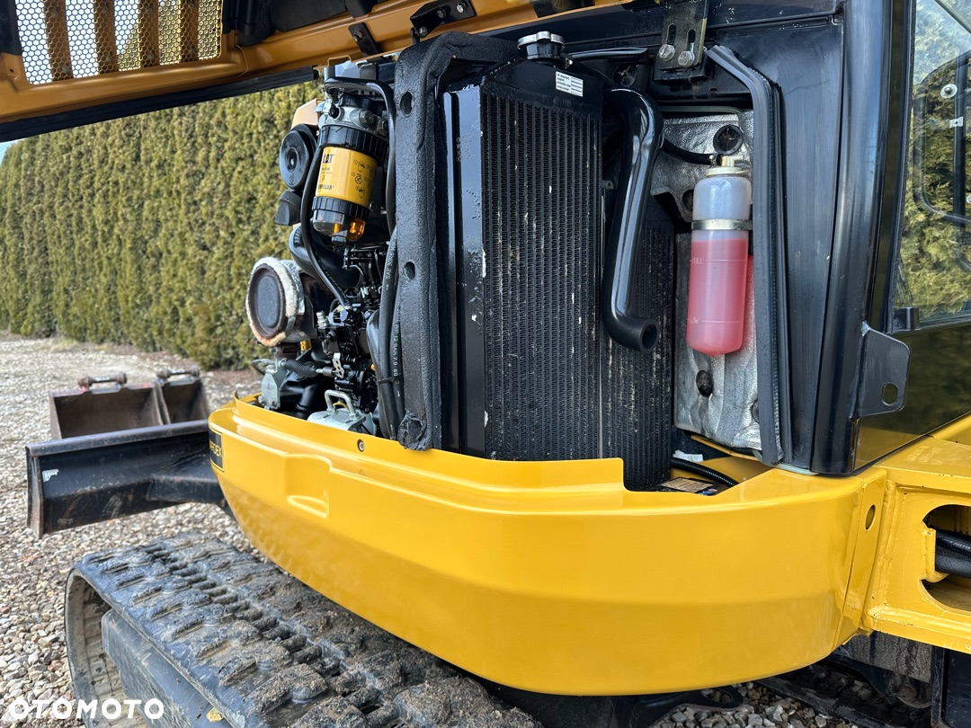 Caterpillar 302.7 D CR - 28