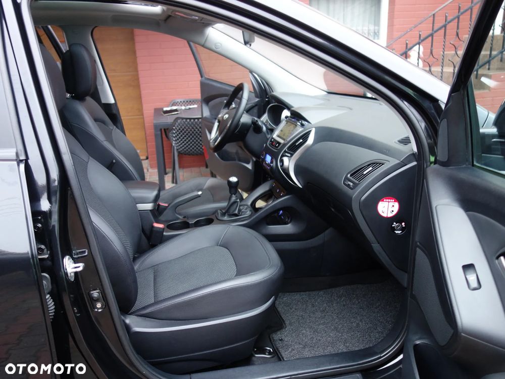 Hyundai ix35 2.0 2WD Style - 18