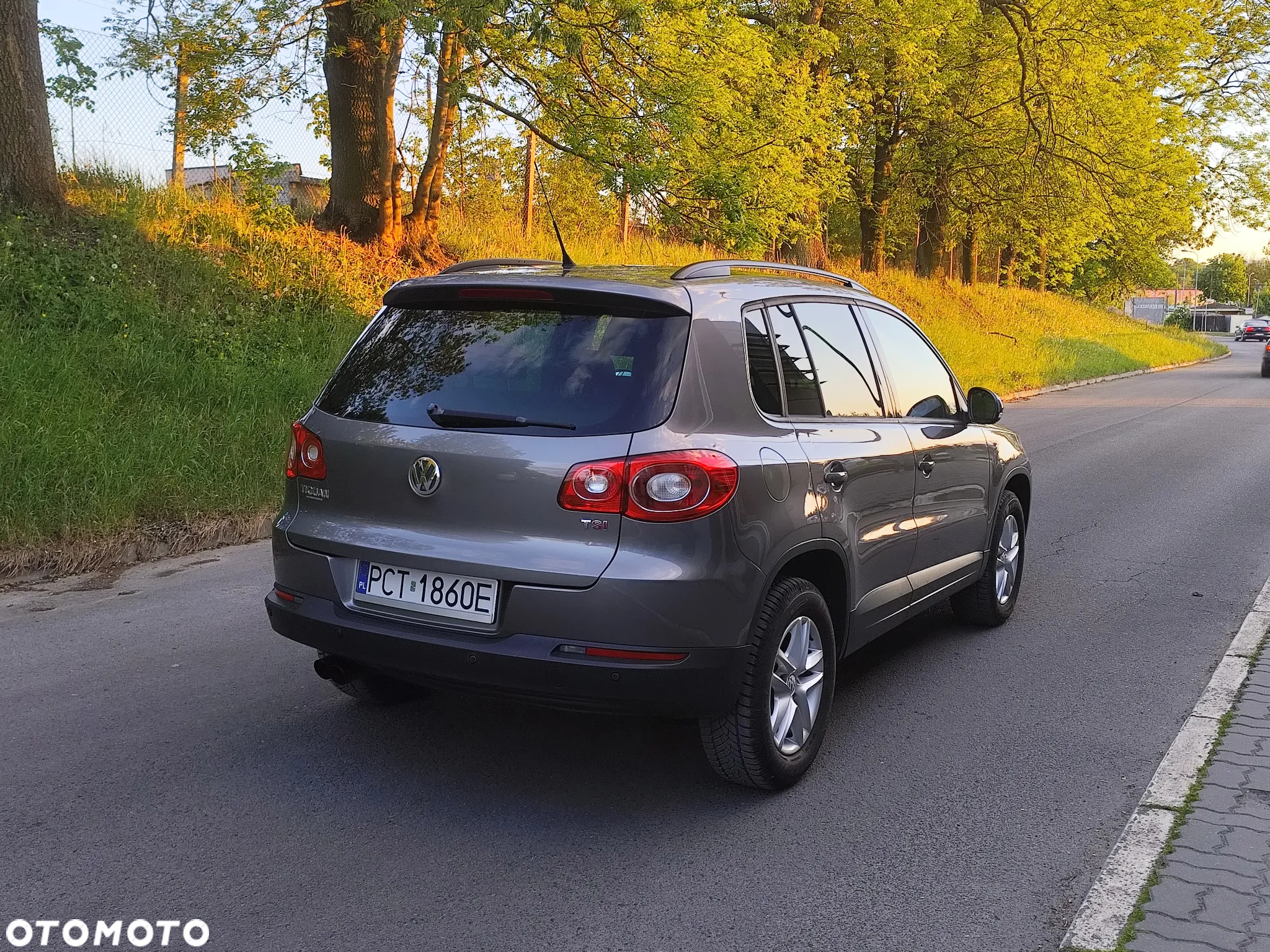 Volkswagen Tiguan 1.4 TSI BlueMotion Technology Trend & Fun - 5