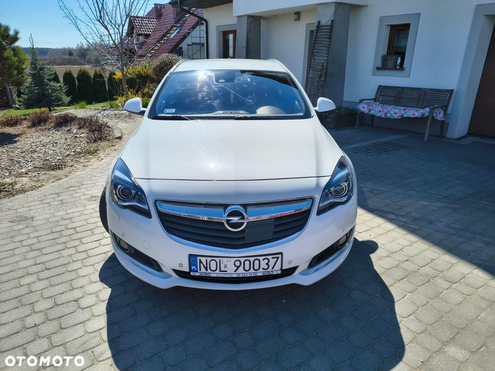 Opel Insignia CT 2.0 CDTI - 11