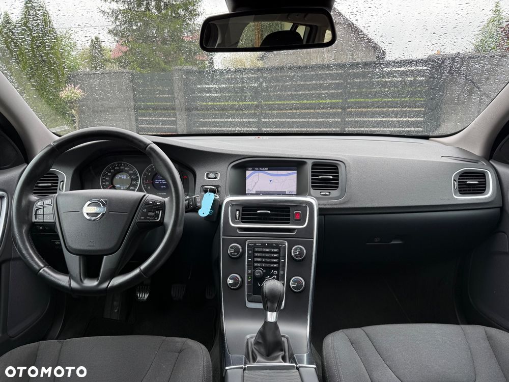 Volvo V60 T3 Edition - 31