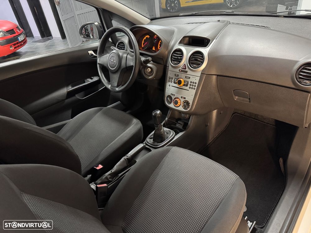 Opel Corsa - 21