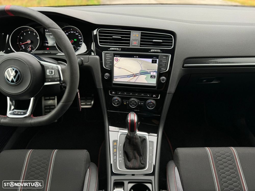 VW Golf GTI Clubsport DSG - 26