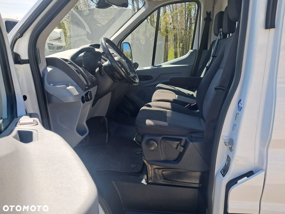 Ford Transit - 7