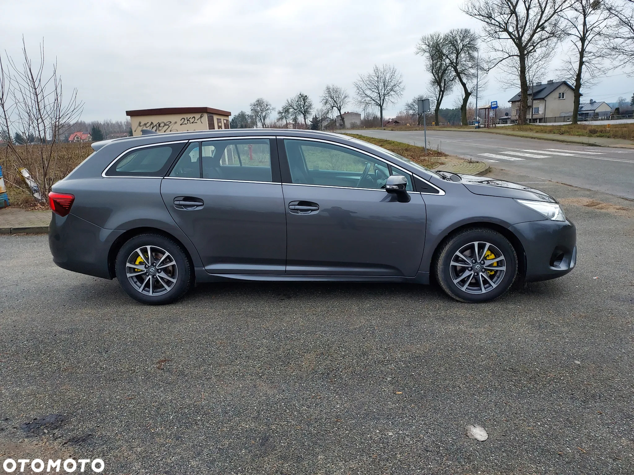 Toyota Avensis 2.0 Premium MS - 9