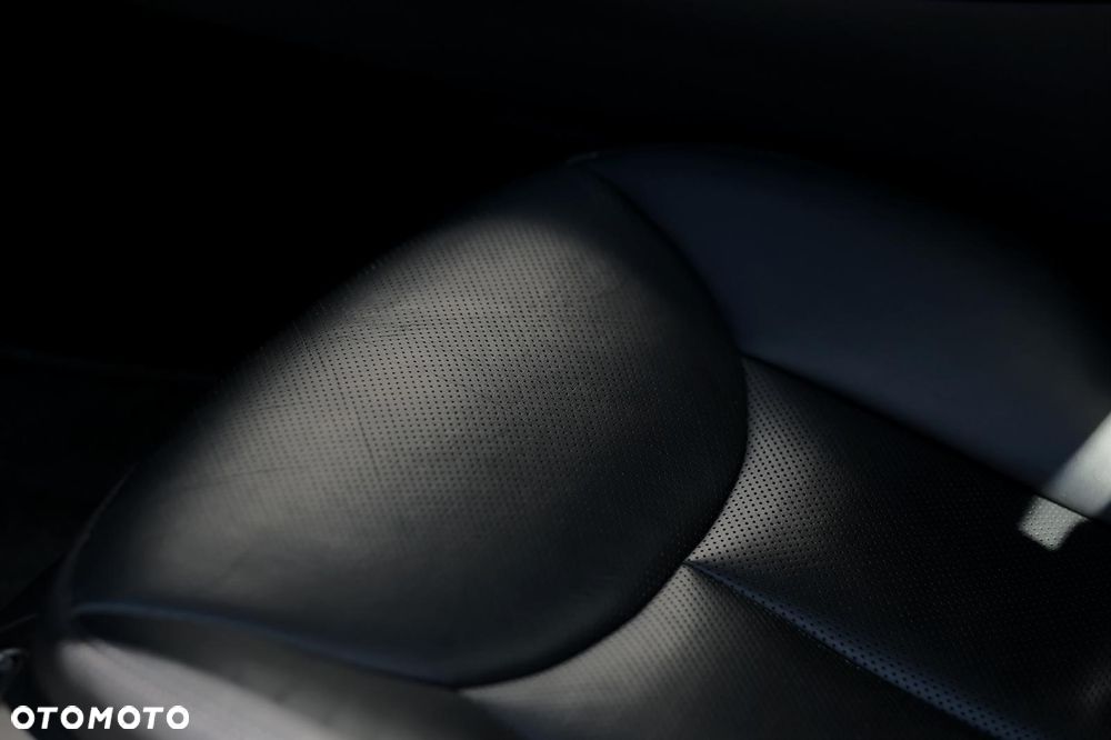 Mercedes-Benz SL - 17
