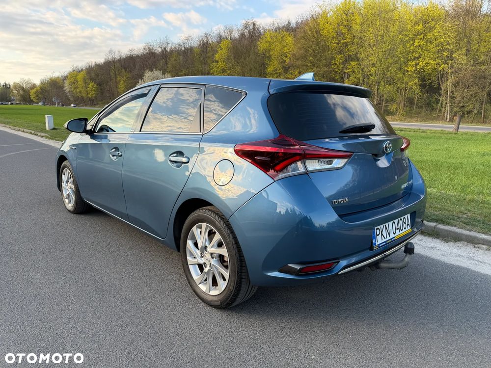 Toyota Auris 1.8 VVT-i Automatik Edition-S - 2