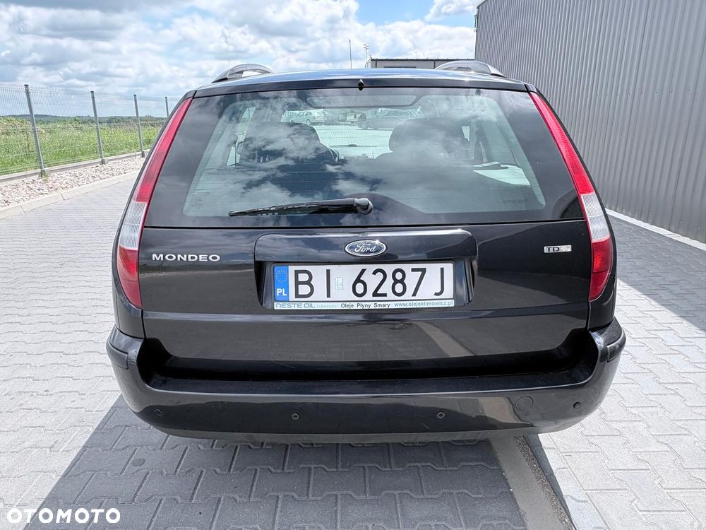Ford Mondeo 2.0 TDCI Ambiente - 11