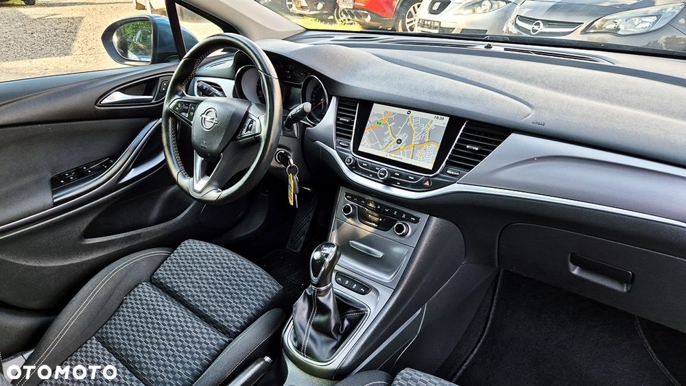 Opel Astra 1.4 T 120 Lat - 38