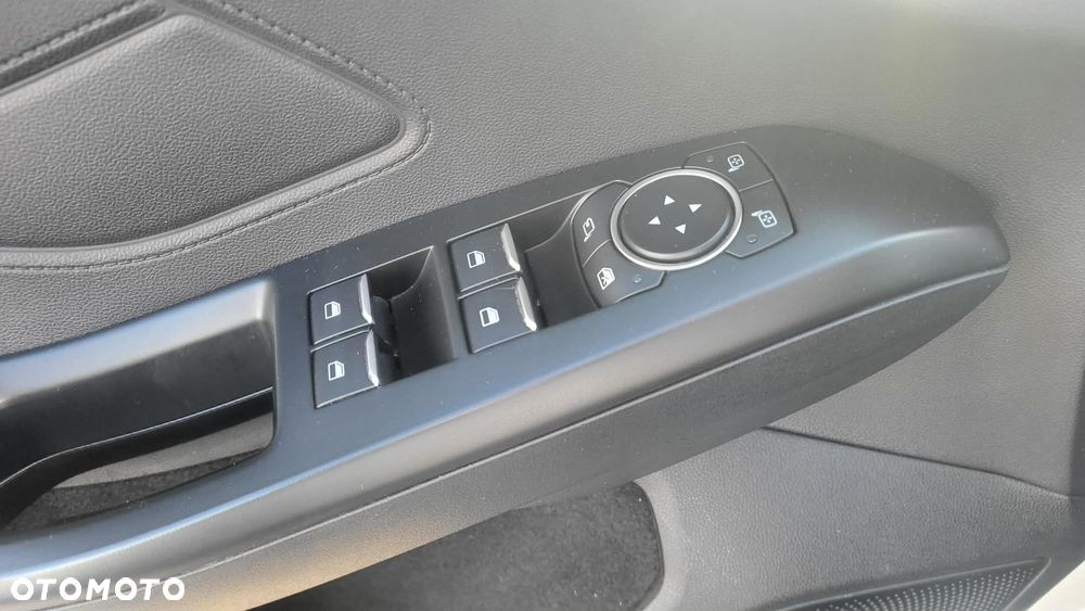 Ford Focus 1.5 EcoBlue Active Business - 12
