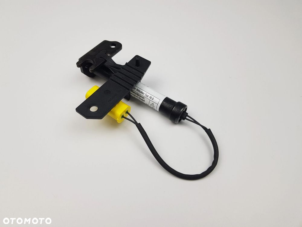 NOWY ORYGINALNY Nabój pirotechniczny maski Prawy BMW G20 G22 7449430 - 7