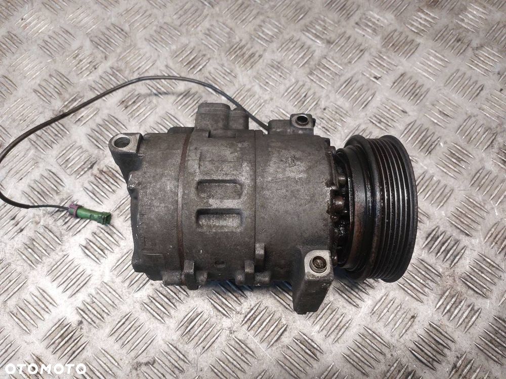 SPRĘŻARKA KOMPRESOR KLIMATYZACJI VOLKSWAGEN PASSAT B5 2.8 V6 - 4