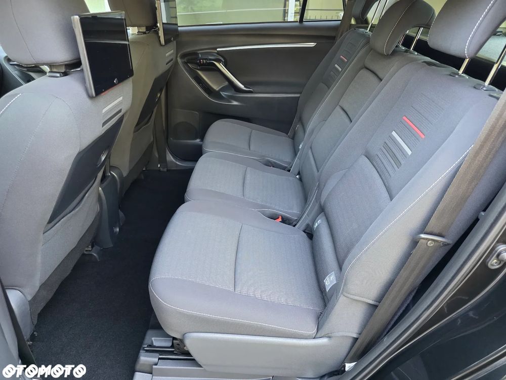 Toyota Verso - 20
