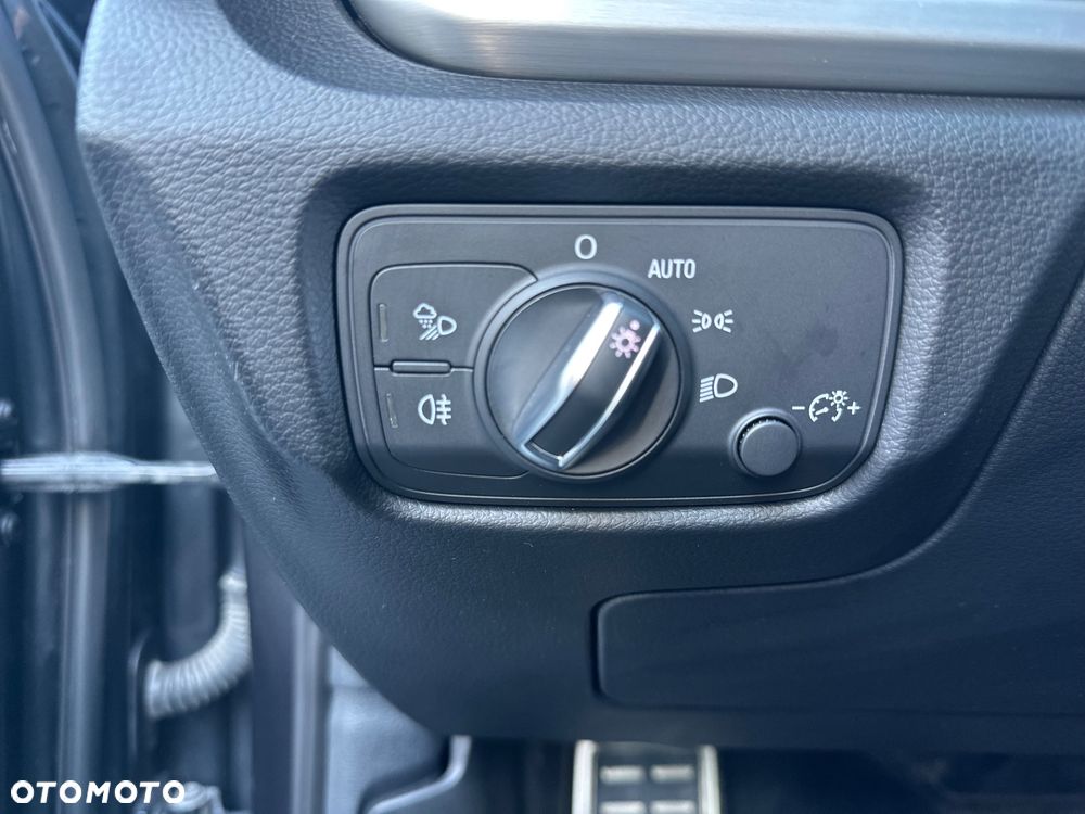 Audi S3 S tronic - 20