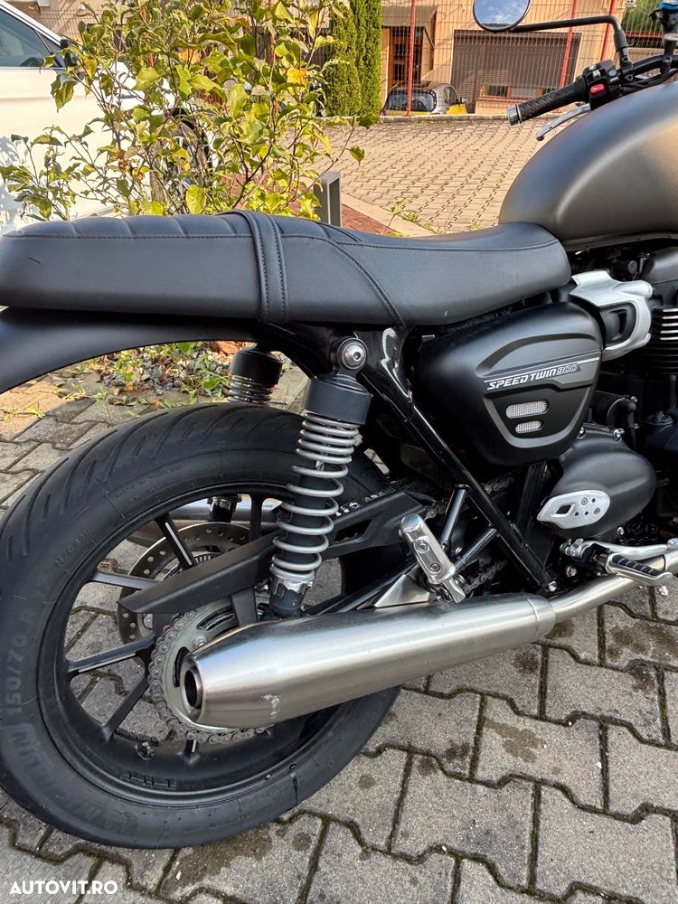 Triumph Speed Twin - 8