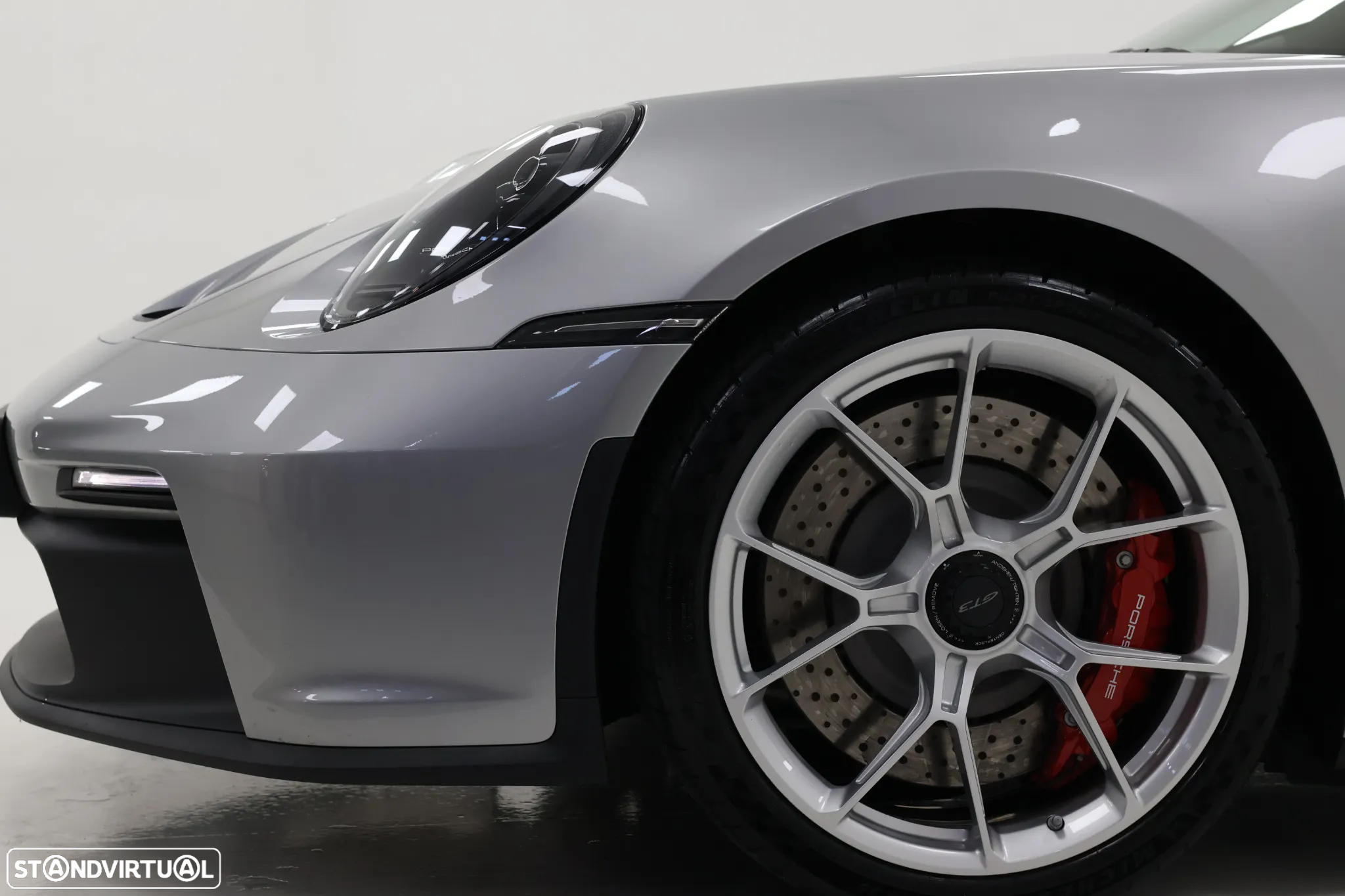 Porsche 911 (992) GT3 PDK - 11