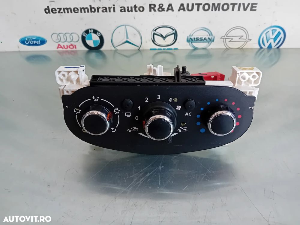 Panou Modul Comenzi Clima AC Dacia Duster 2010-2017 Motor K9K838 - 3