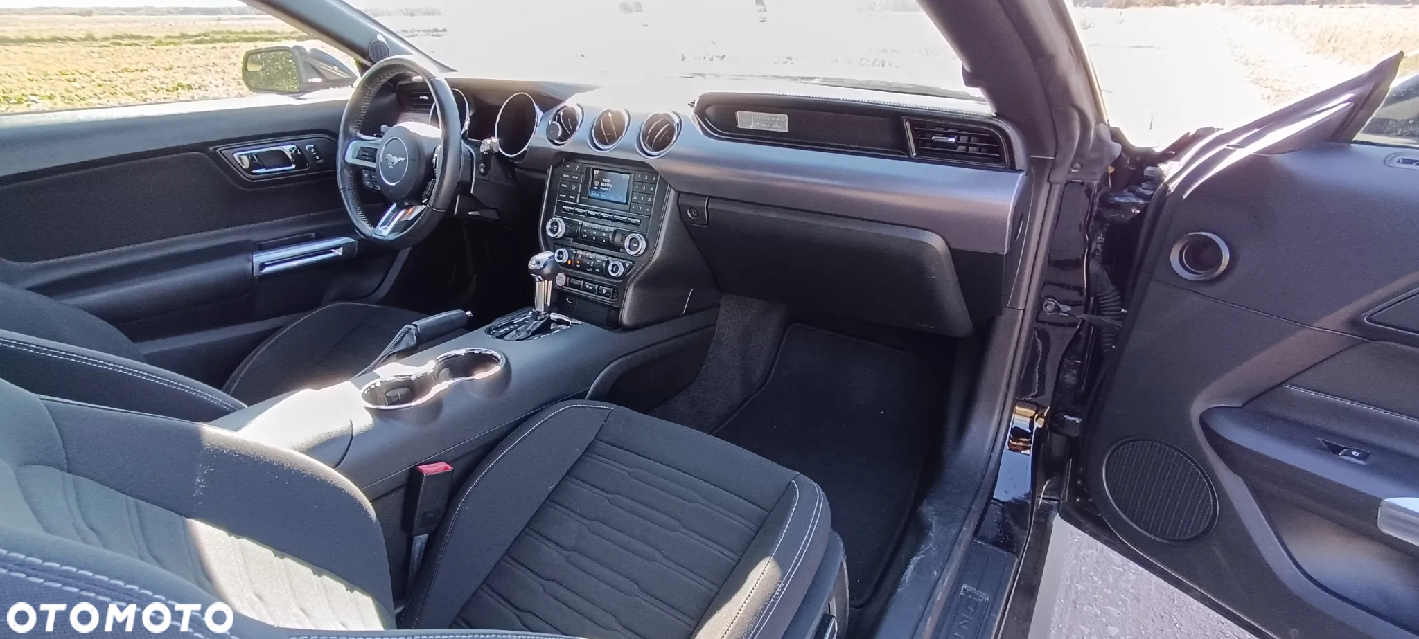 Ford Mustang 2.3 Eco Boost - 9