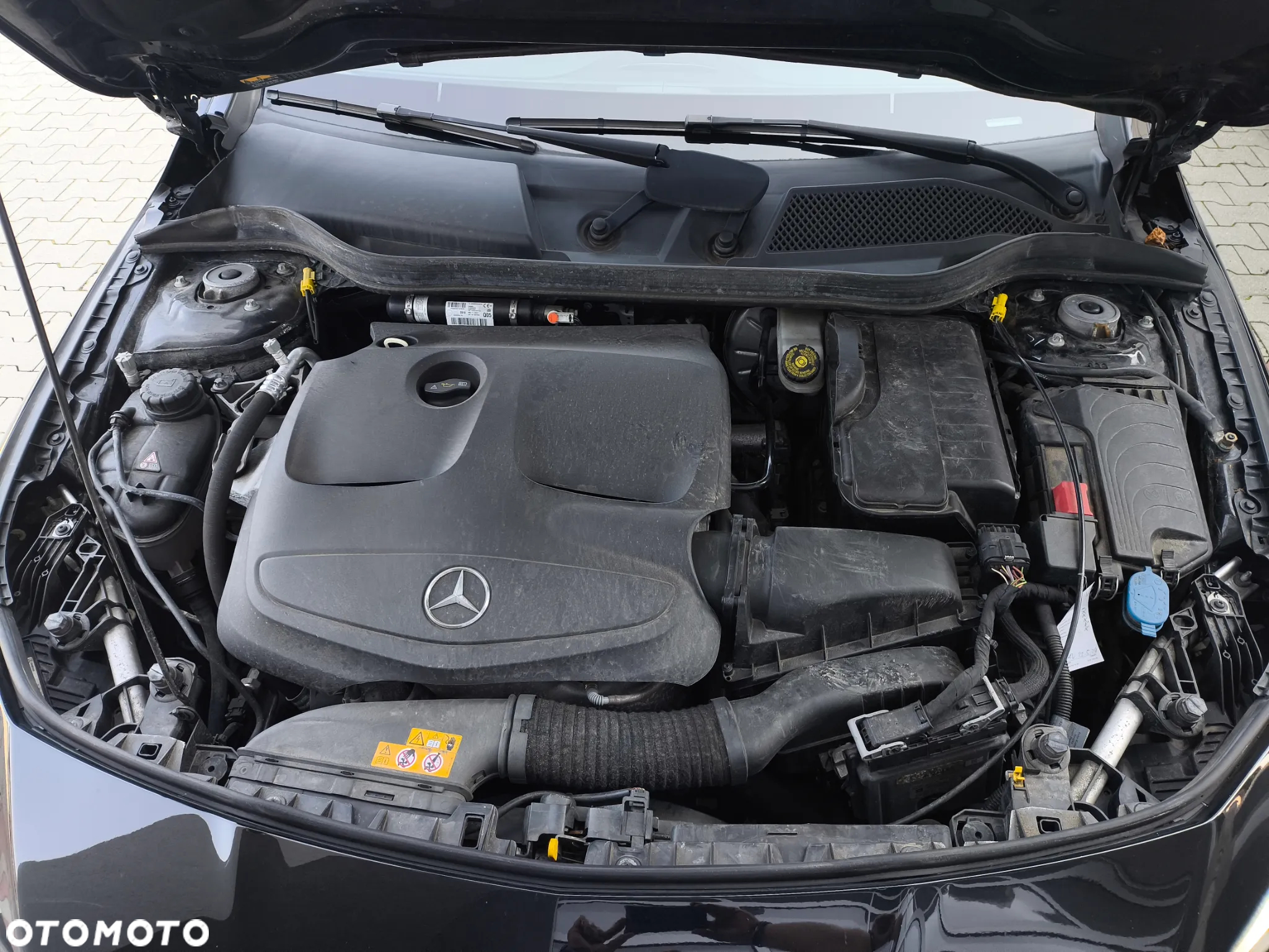 Mercedes-Benz CLA 200 7G-DCT AMG Line - 28
