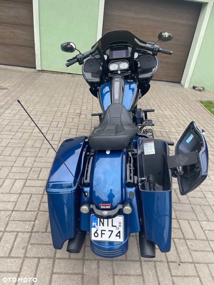 Harley-Davidson Touring Road Glide - 15