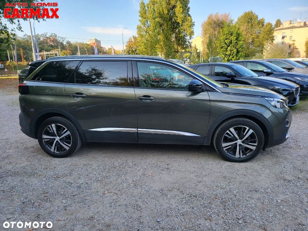 Peugeot 5008 - 9