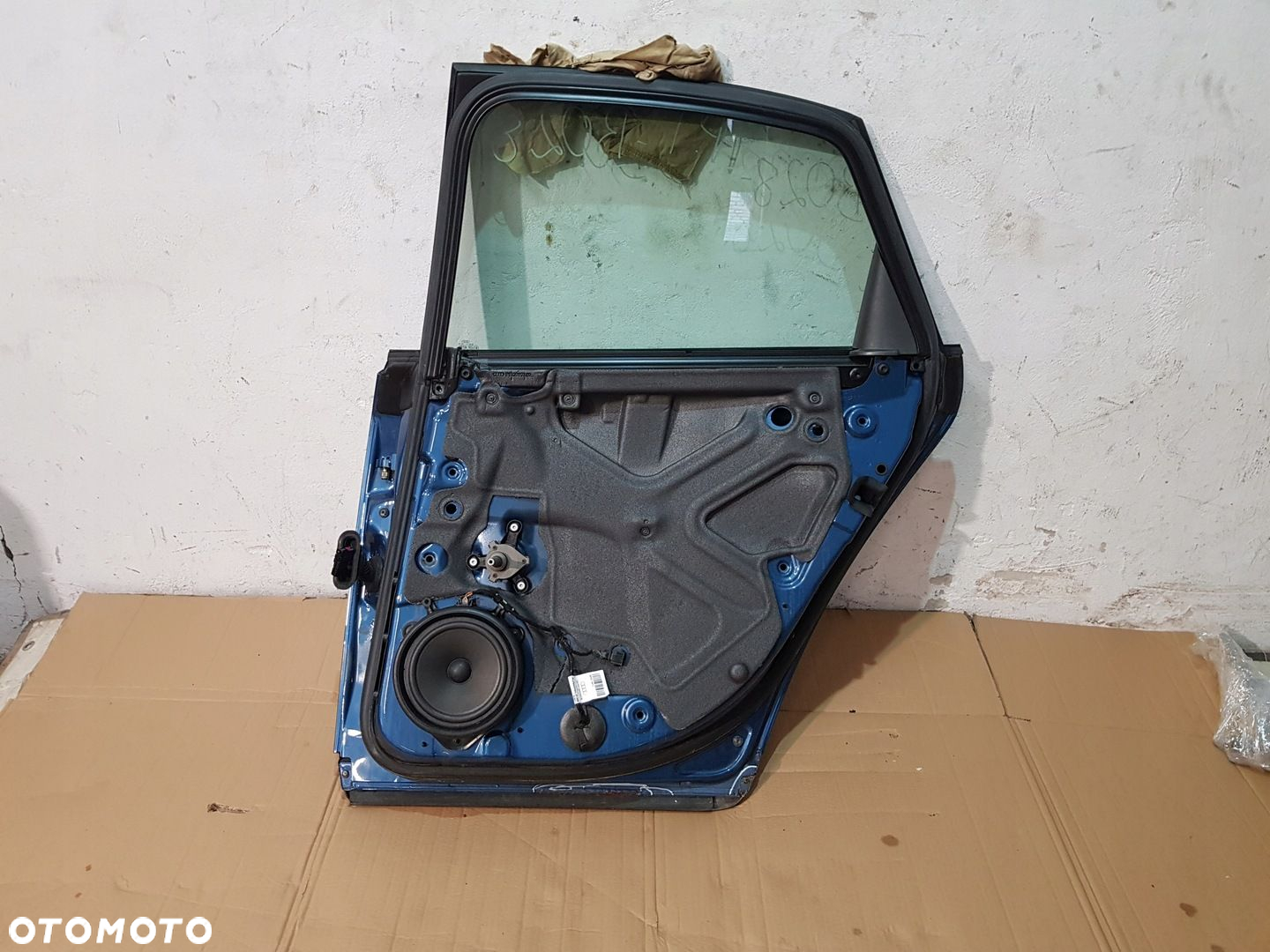 DRZWI PRAWE PRAWY TYŁ AUDI A4 B6 EUR LZ5W 01R - 5