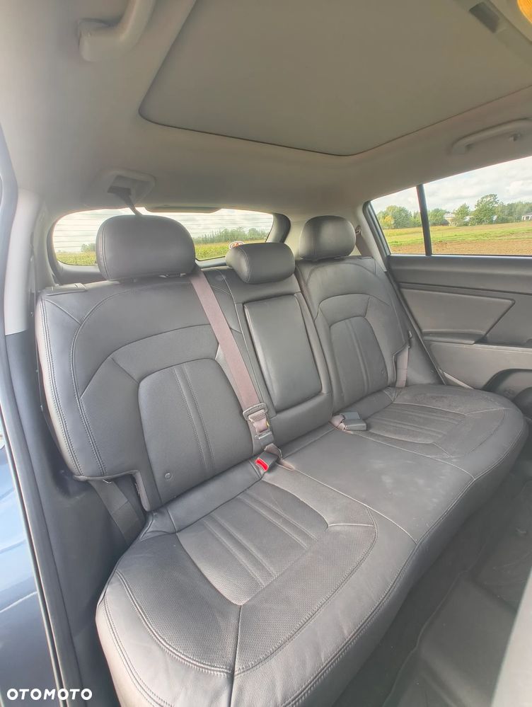 Kia Sportage - 16