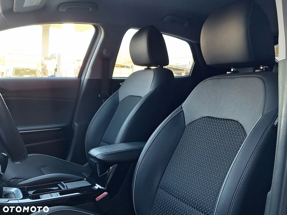 Kia XCeed 1.5 T-GDI L Business Line - 11