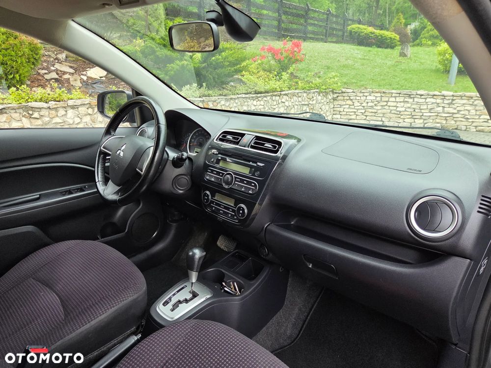 Mitsubishi Space Star 1.2 Clear Tec CVT Diamant+ - 21