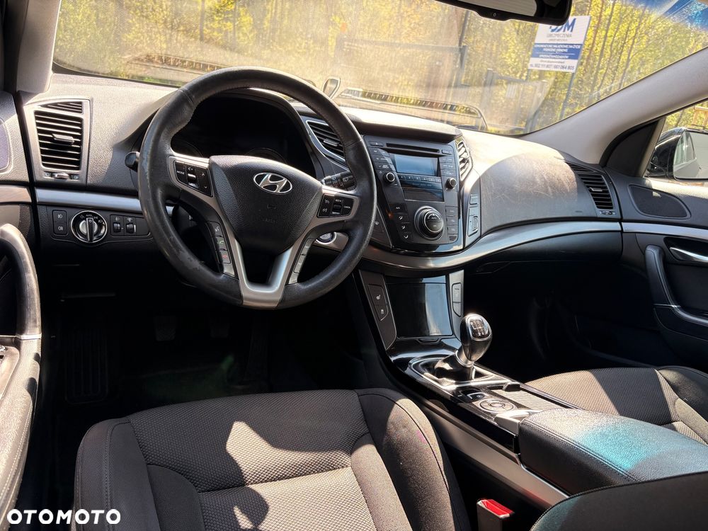 Hyundai i40 2.0 Premium - 23