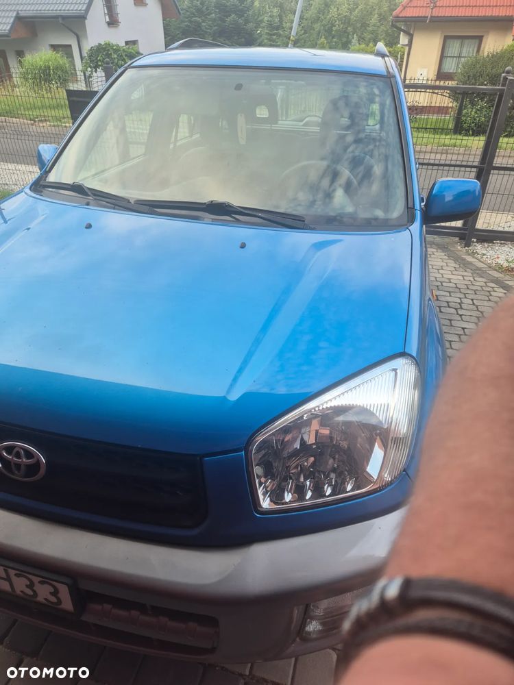 Toyota RAV4 1.8 VVT-i 4x2 - 3