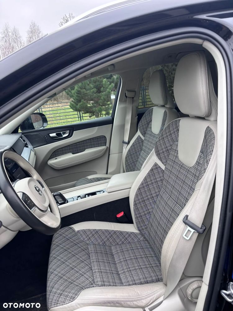 Volvo XC 60 - 24
