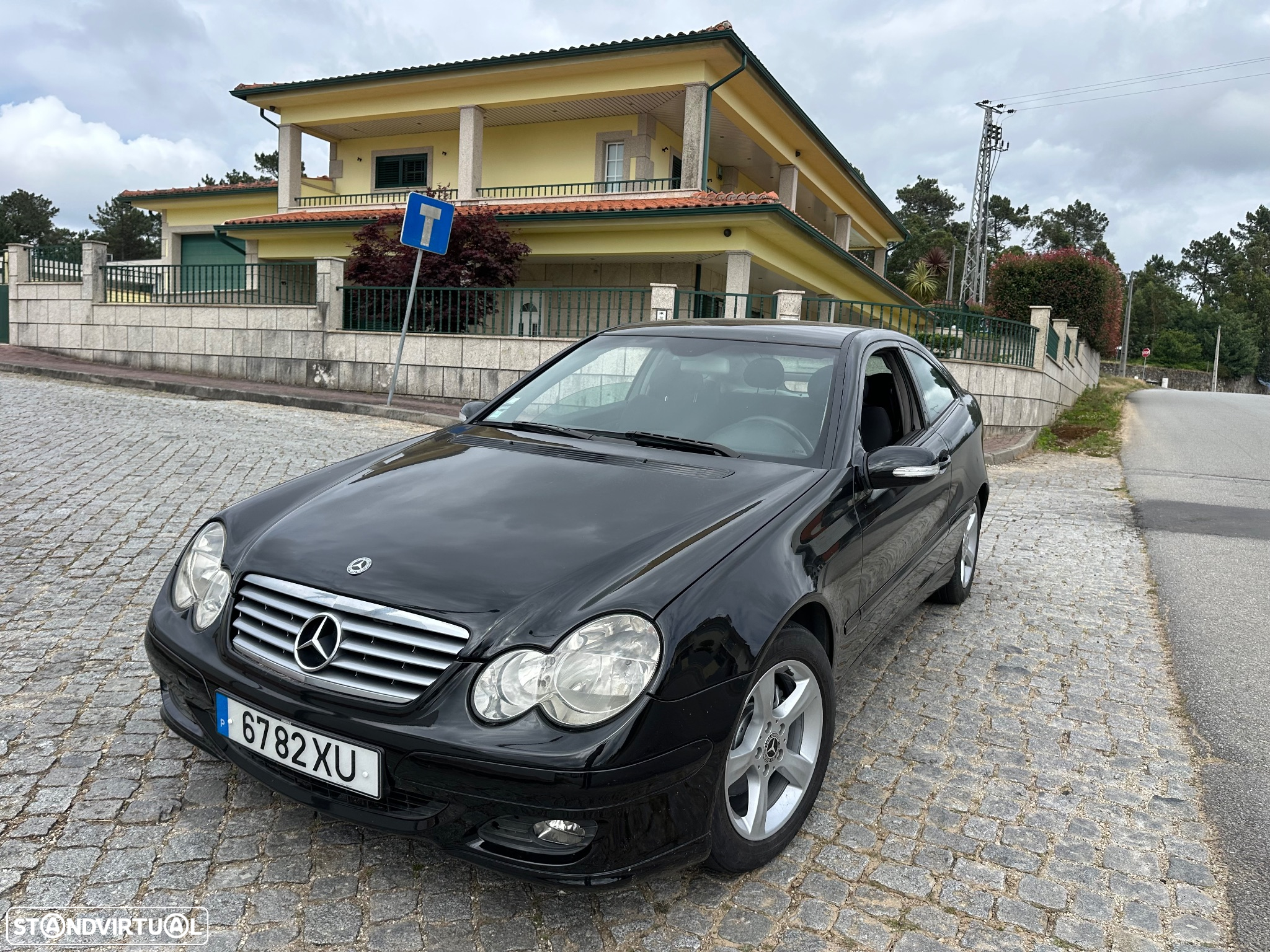 Mercedes-Benz C 220 CDi Sport Coupé Evolution AMG - 2