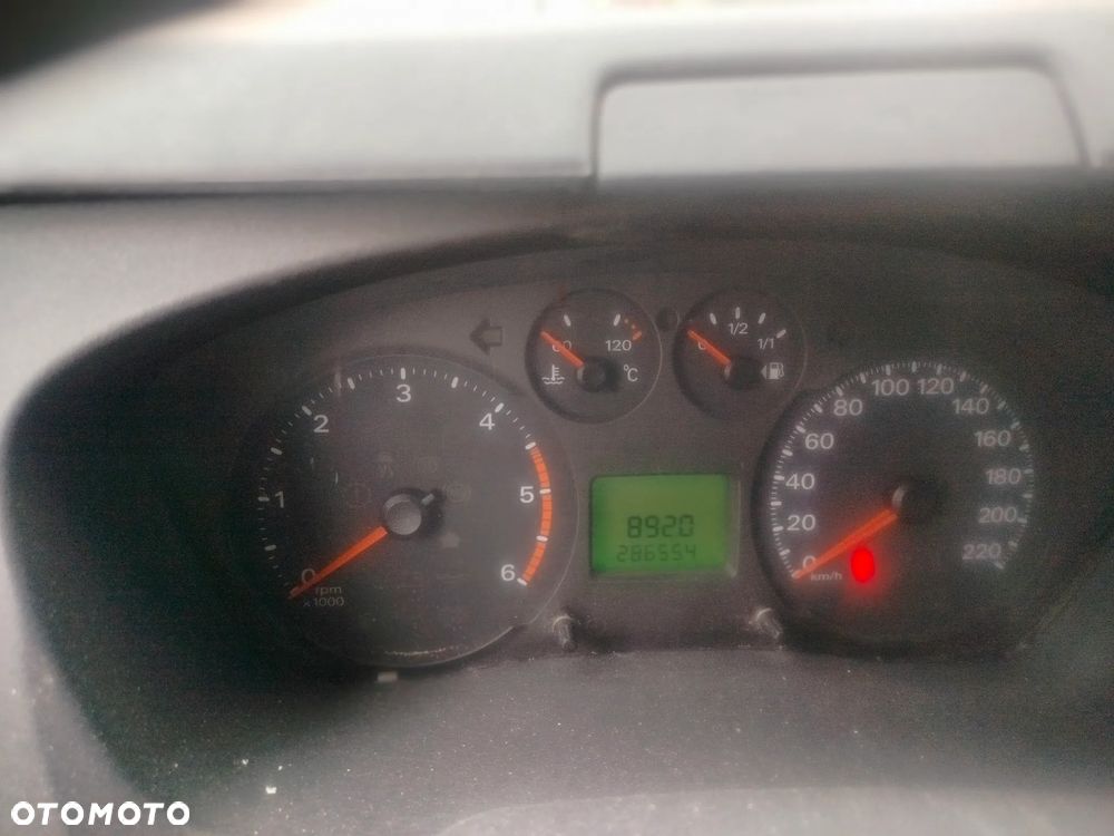 Ford TRANSIT TOURNEO - 5