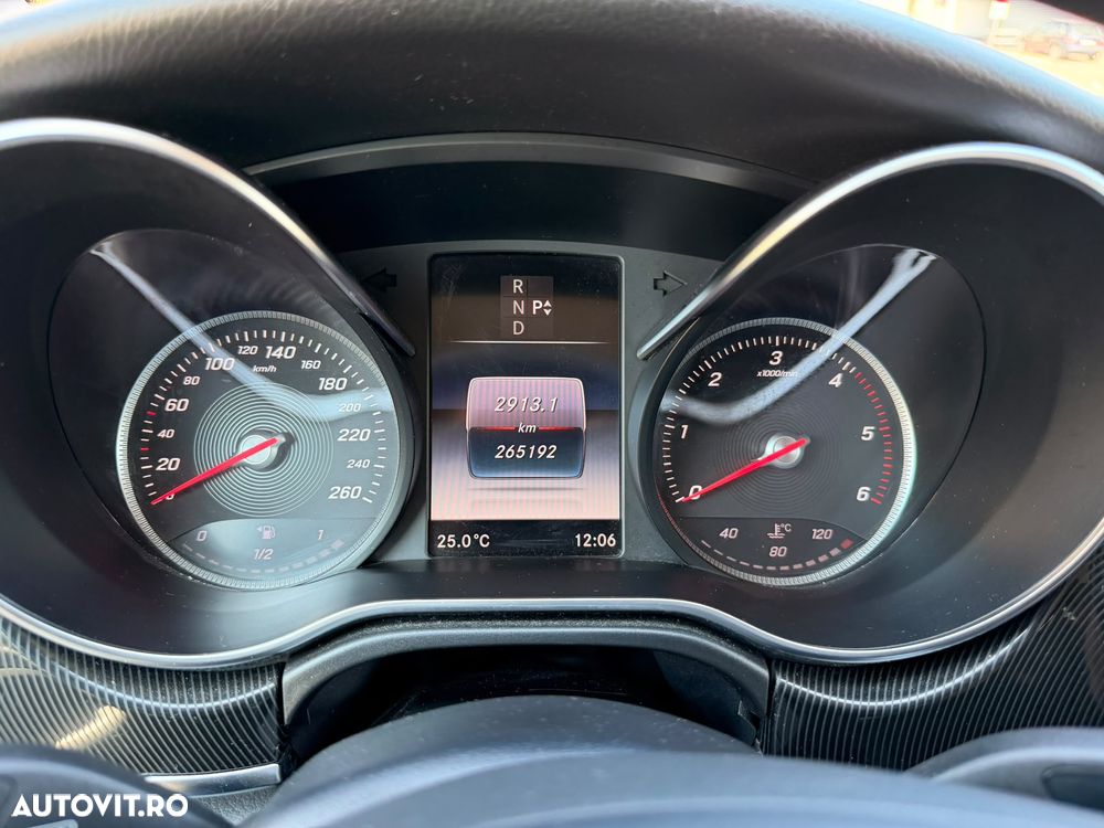 Mercedes-Benz V - 25