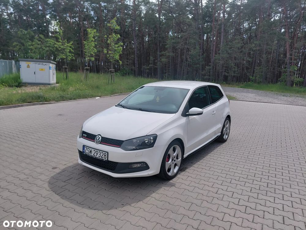 Volkswagen Polo 1.4 TSI GTI DSG - 2