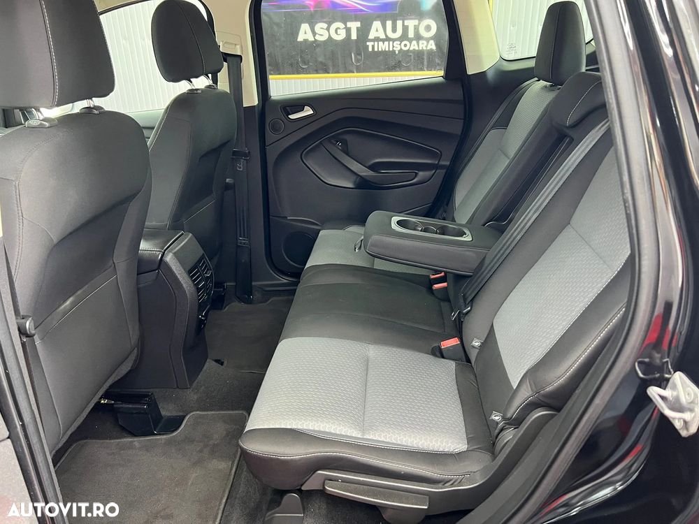 Ford Kuga - 18