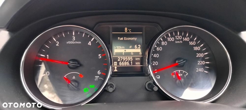 Nissan Qashqai 1.6 dCi Tekna - 12