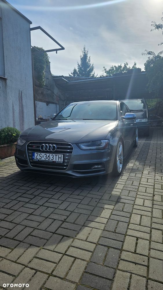 Audi S4 Limousine - 8