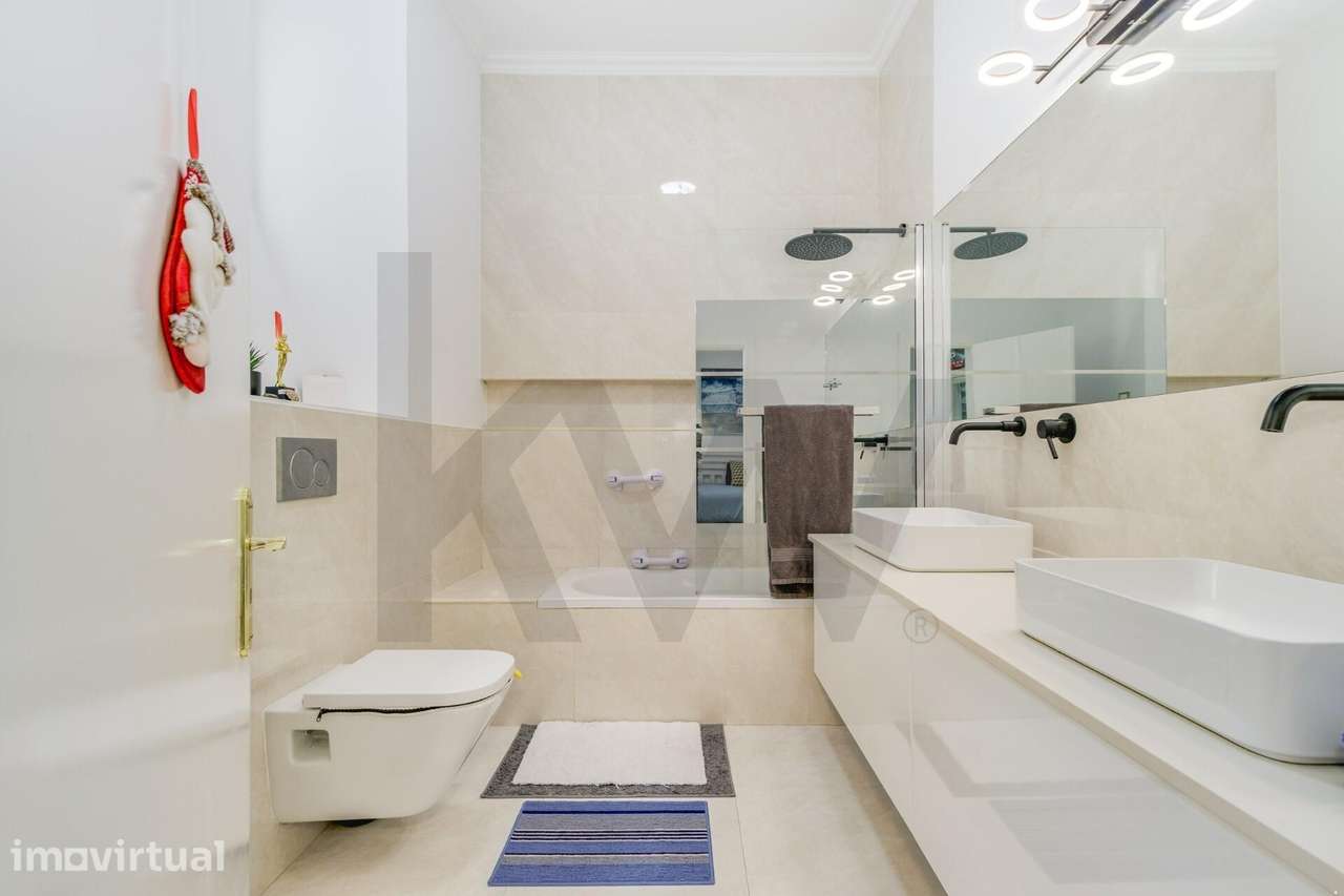 Surpresa na Lapa: T3 com terraço e Jacuzzi - Grande imagem: 4/35