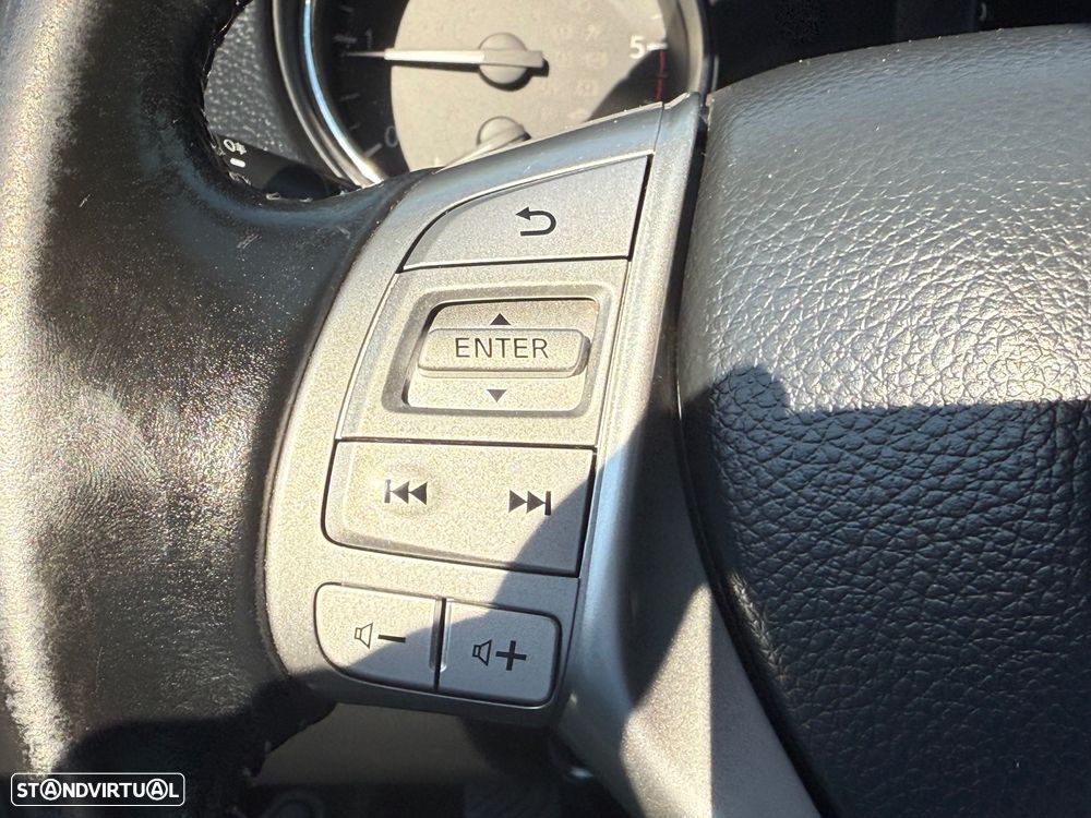 Nissan Qashqai 1.5 dCi N-Connecta 18 RS - 27