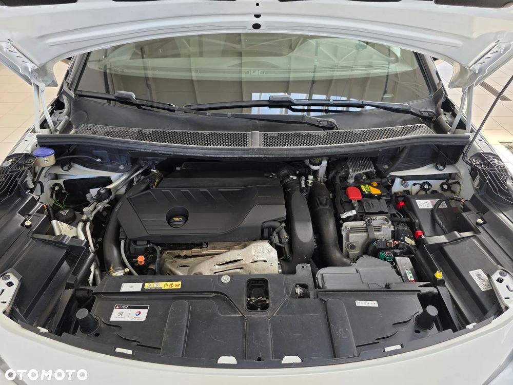 Peugeot 3008 1.6 PureTech Hybrid4 PHEV GT S&S EAT8 - 35