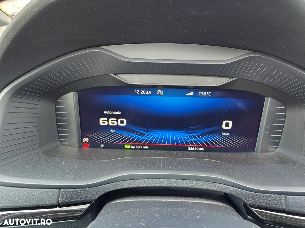 Skoda Karoq 2.0 TDI SCR 4x4 DSG Sportline - 33