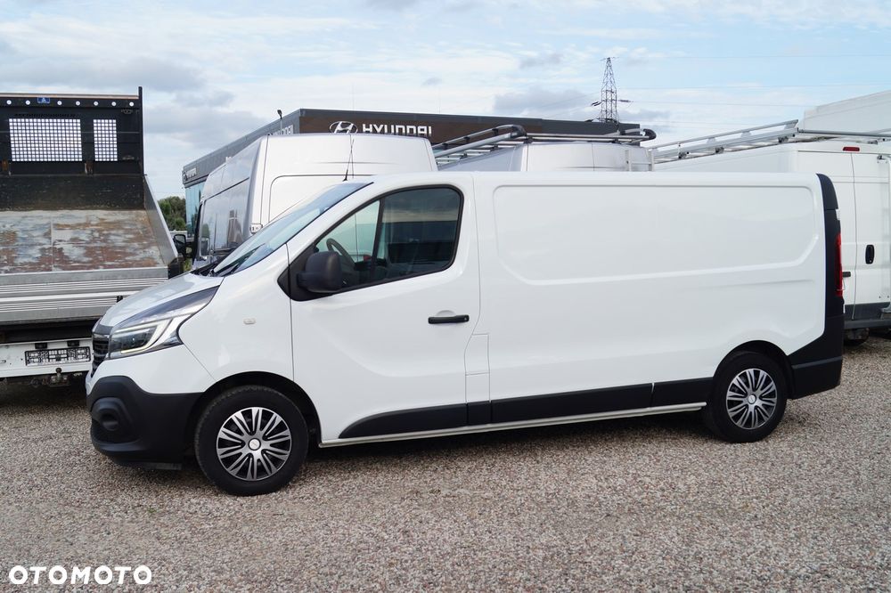 Renault Trafic - 1