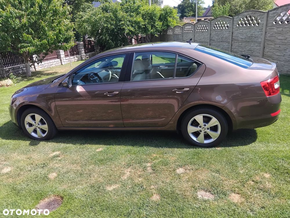 Skoda Octavia 1.8 TSI Green tec DSG Elegance - 9